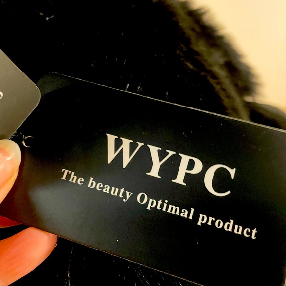 Black faux fur cropped coat. Brand new. Excellent condition. - Picture 6 of 7